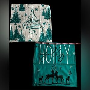 NWOT Turquoise Green Christmas Themed Zippered Pillow Covers 20”